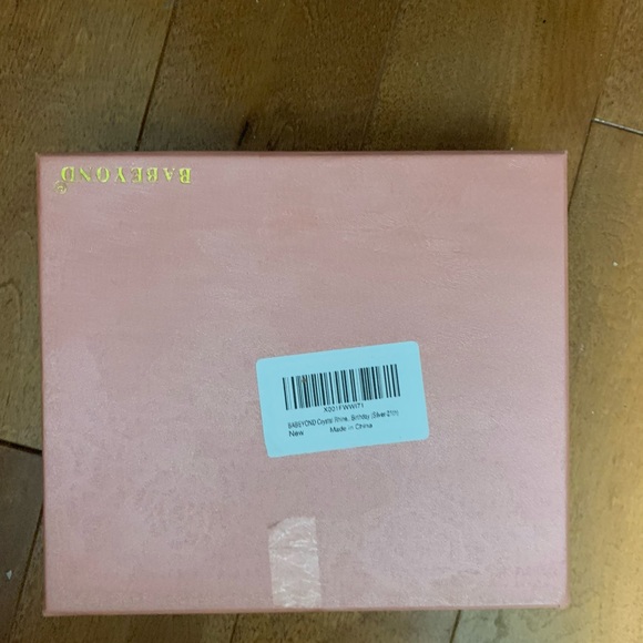 SOLD 21st birthday crown, sash, and birthday card - Picture 2 of 9